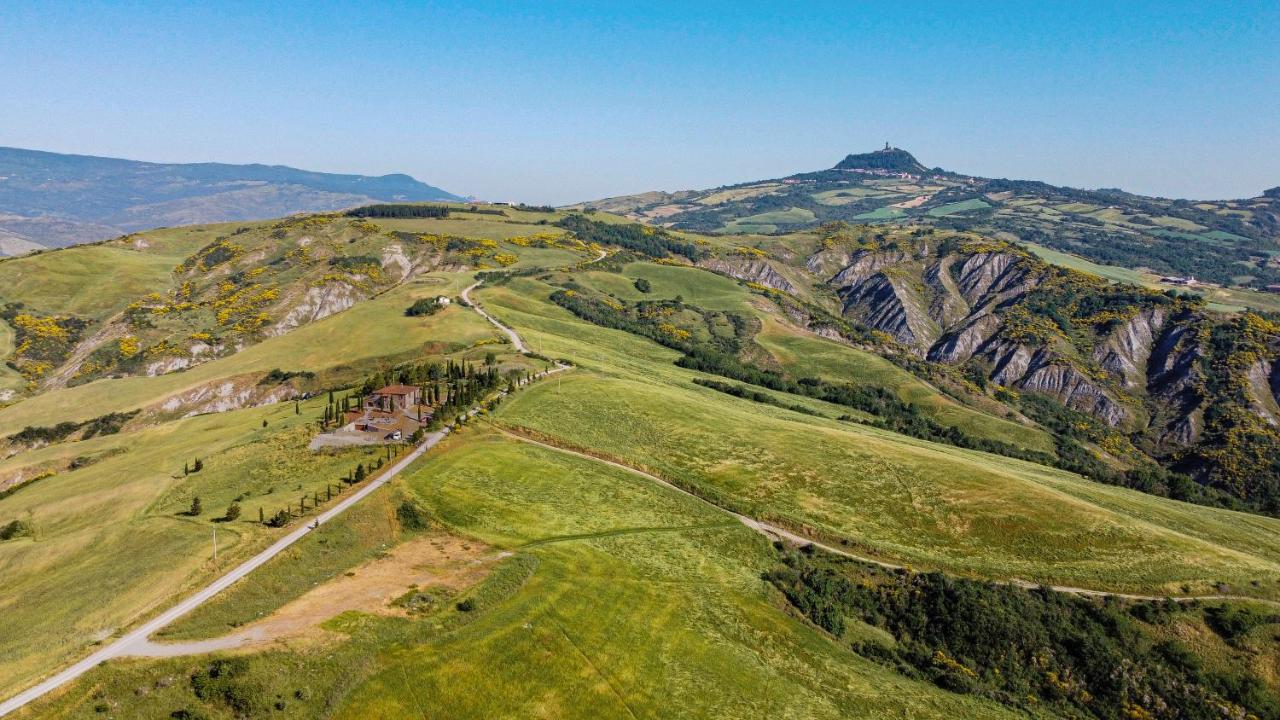 Casa Al Maestro B&B Радикофани Екстериор снимка