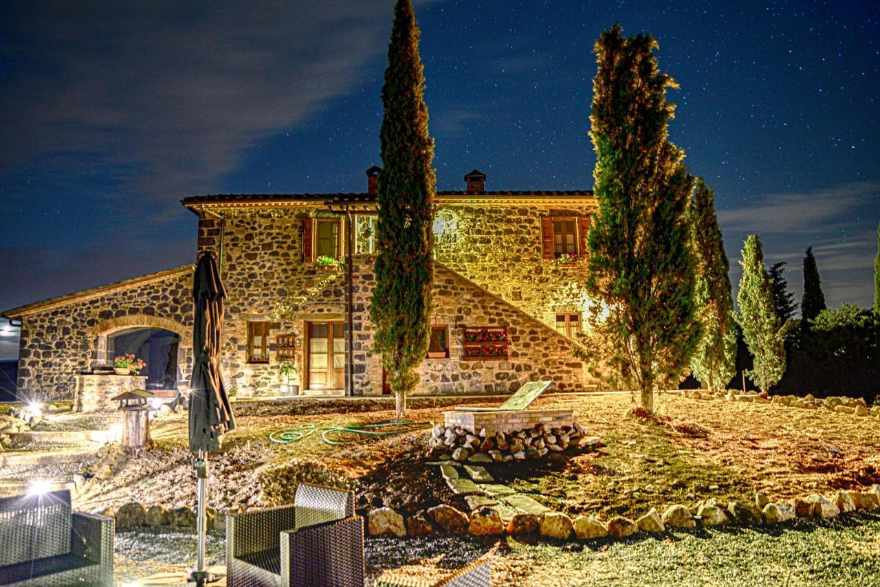 Casa Al Maestro B&B Радикофани Екстериор снимка