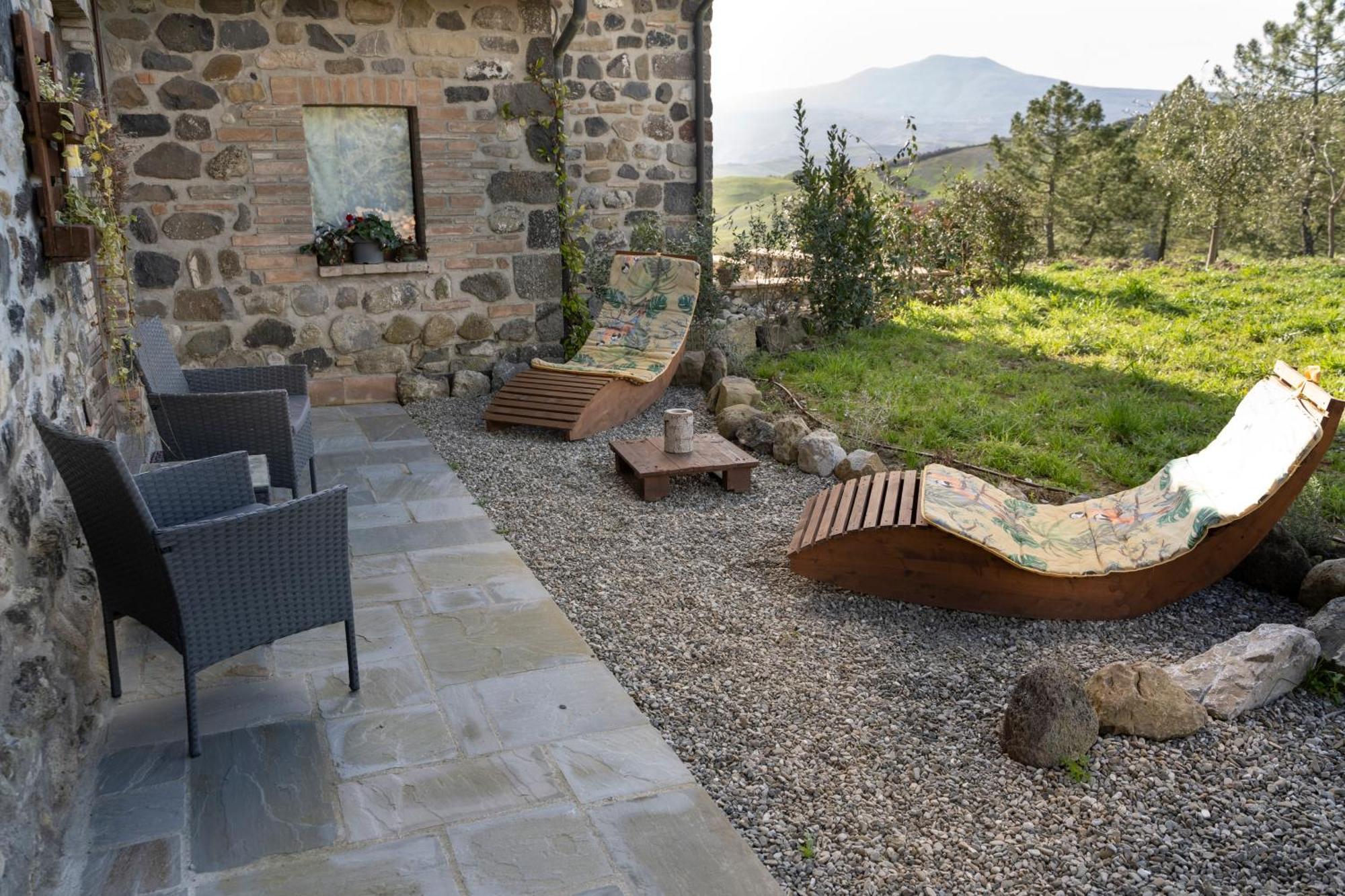 Casa Al Maestro B&B Радикофани Екстериор снимка