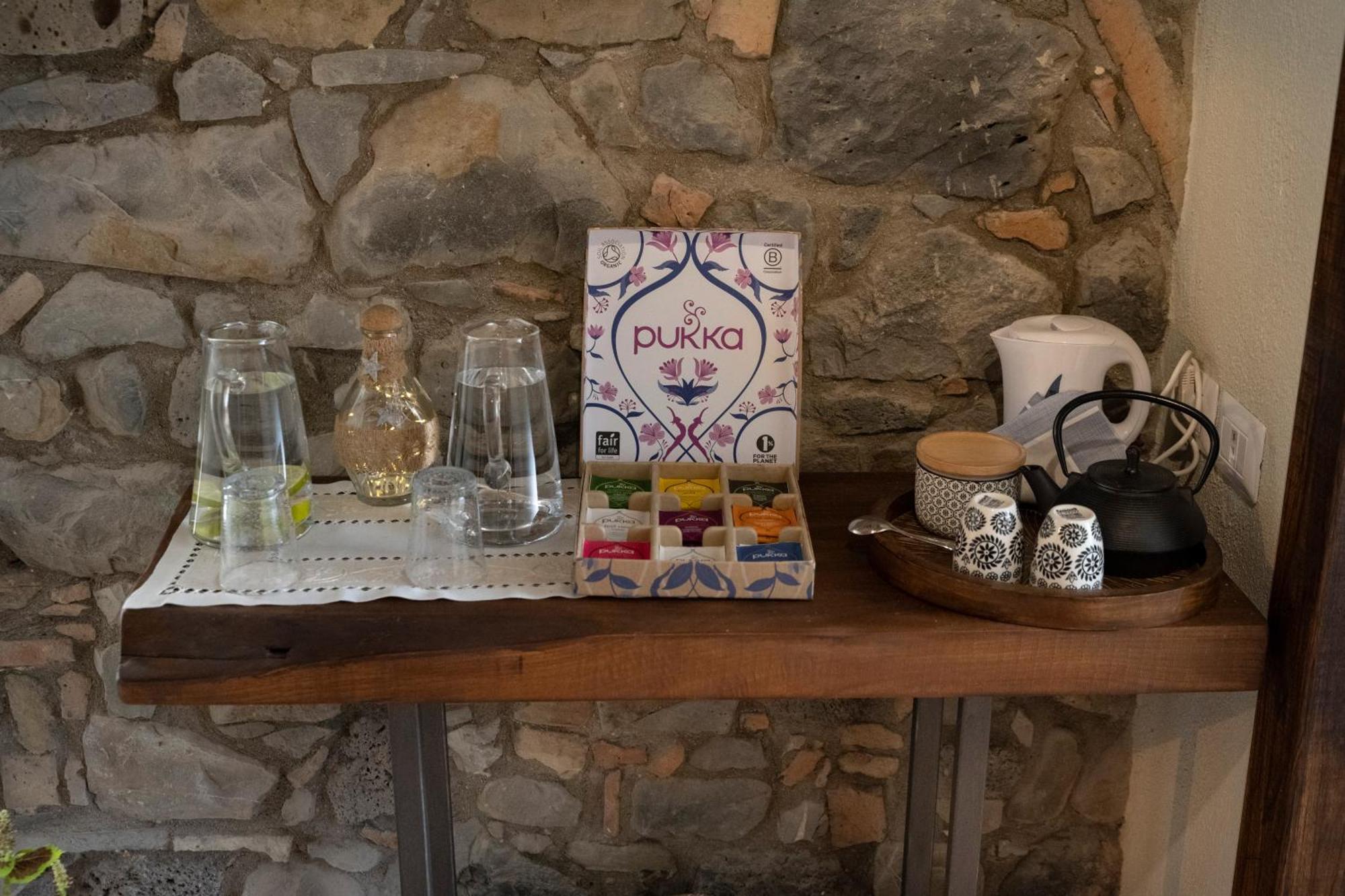 Casa Al Maestro B&B Радикофани Екстериор снимка
