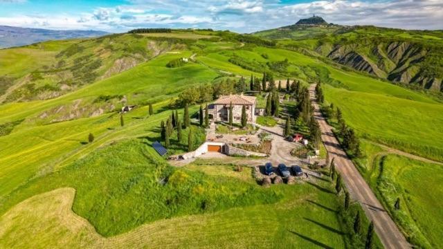 Casa Al Maestro B&B Радикофани Екстериор снимка